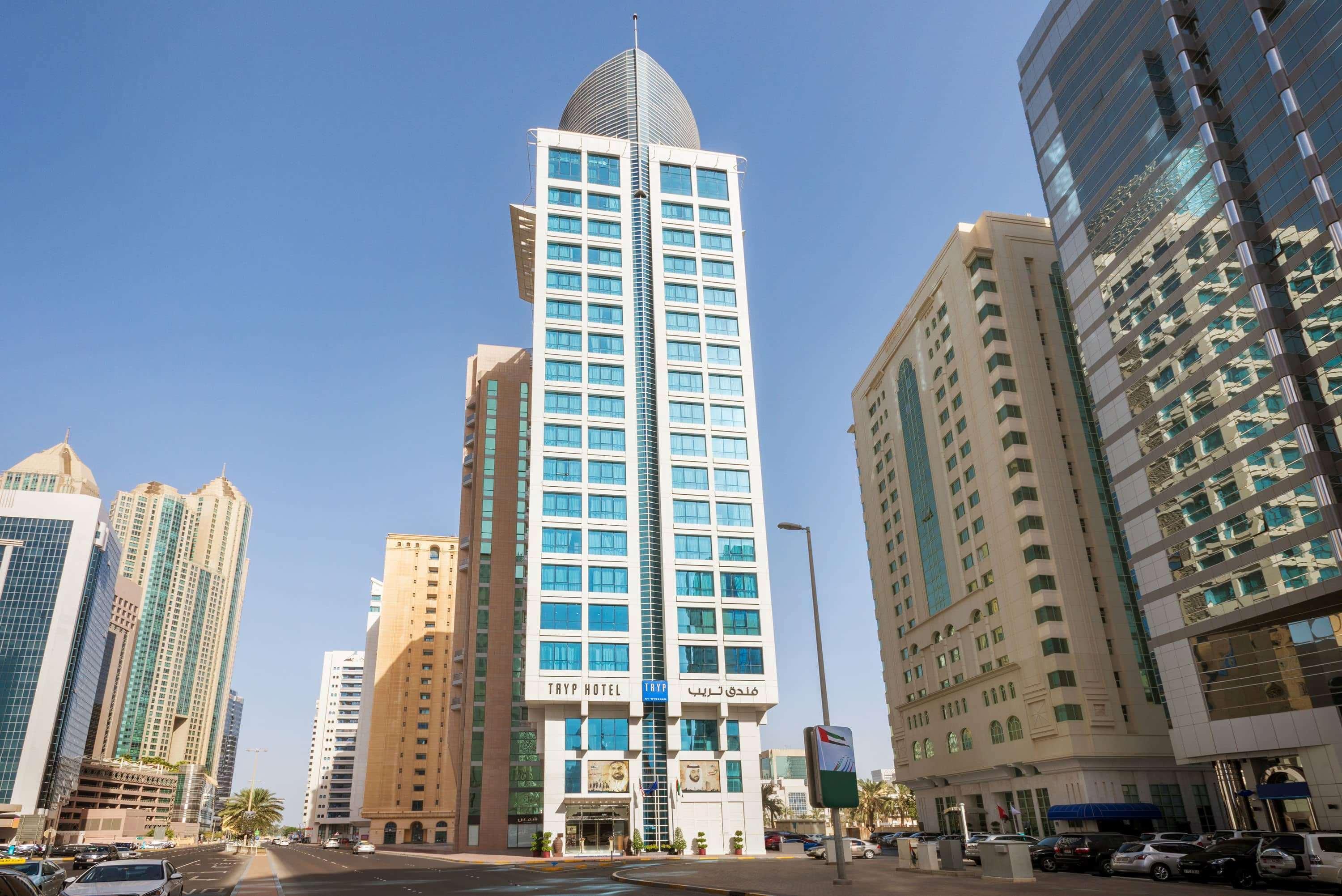 Tryp By Wyndham Abu Dhabi City Center Hotel Exterior photo