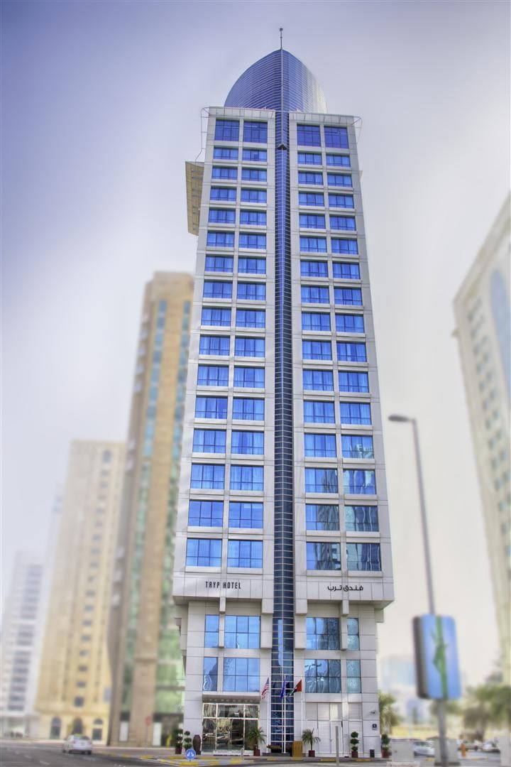 Tryp By Wyndham Abu Dhabi City Center Hotel Exterior photo